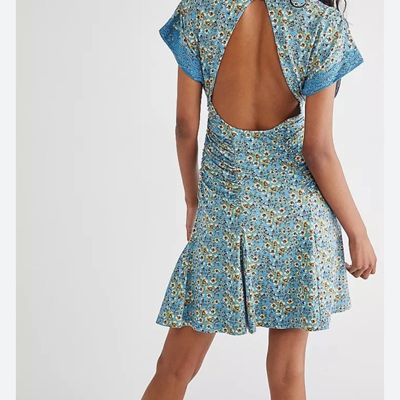 Free People Dresses & Skirts - Free People Ditsy Floral Blue Lace Trim Mini Dress Open Back Small